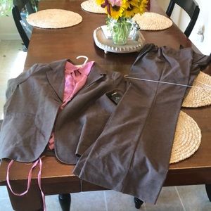 Maternity business suit, herringbone/tweedy taupe plaid with deep mauve, sz S BN